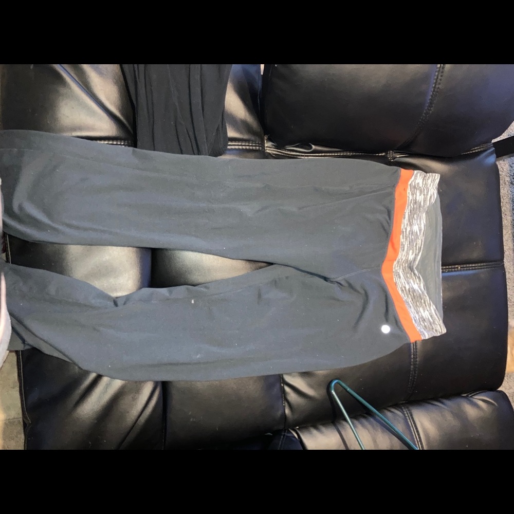 Bally yoga pants MED🎀